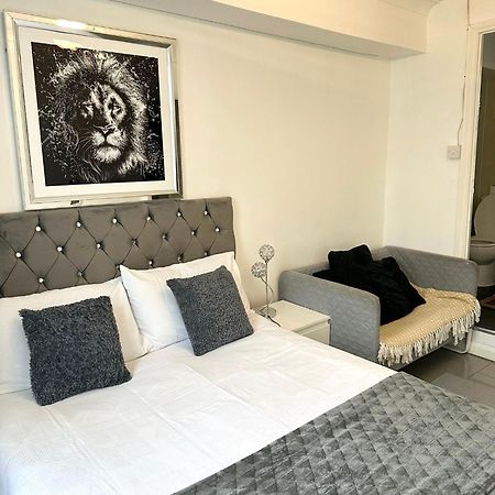 "Bright & Spacious" 3 Bedroom Flat By Kings Cross, St Pancras Station!!!!64 London Eksteriør bilde