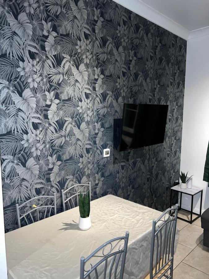 "Bright & Spacious" 3 Bedroom Flat By Kings Cross, St Pancras Station!!!!64 London Eksteriør bilde
