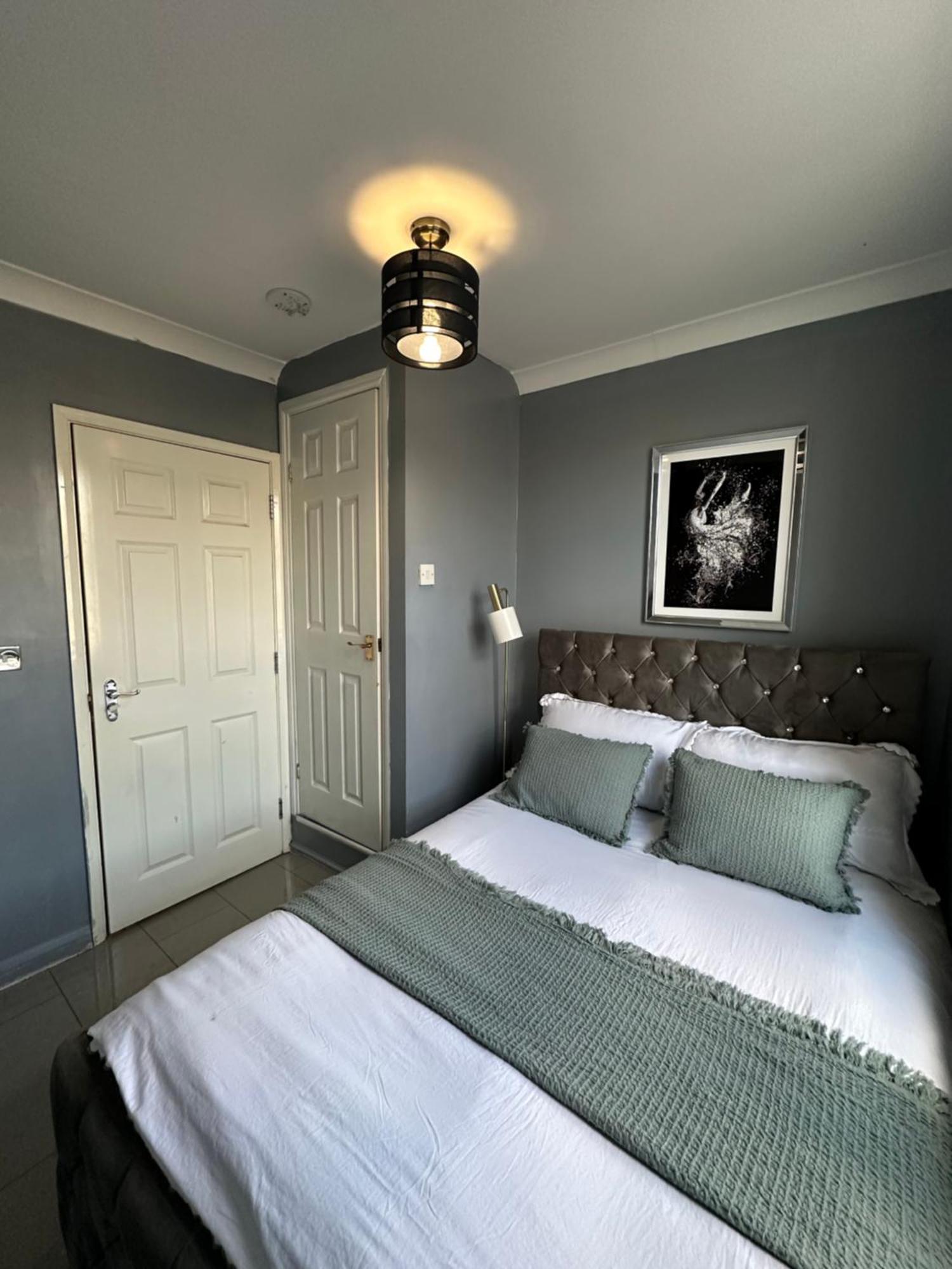 "Bright & Spacious" 3 Bedroom Flat By Kings Cross, St Pancras Station!!!!64 London Eksteriør bilde
