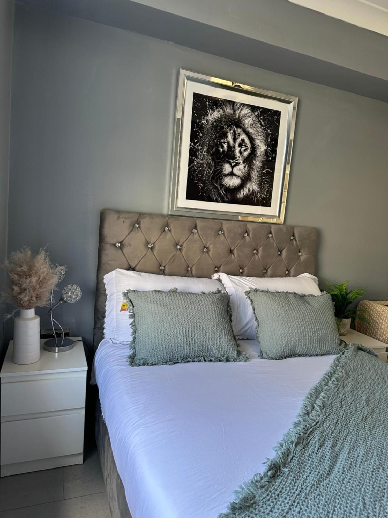 "Bright & Spacious" 3 Bedroom Flat By Kings Cross, St Pancras Station!!!!64 London Eksteriør bilde