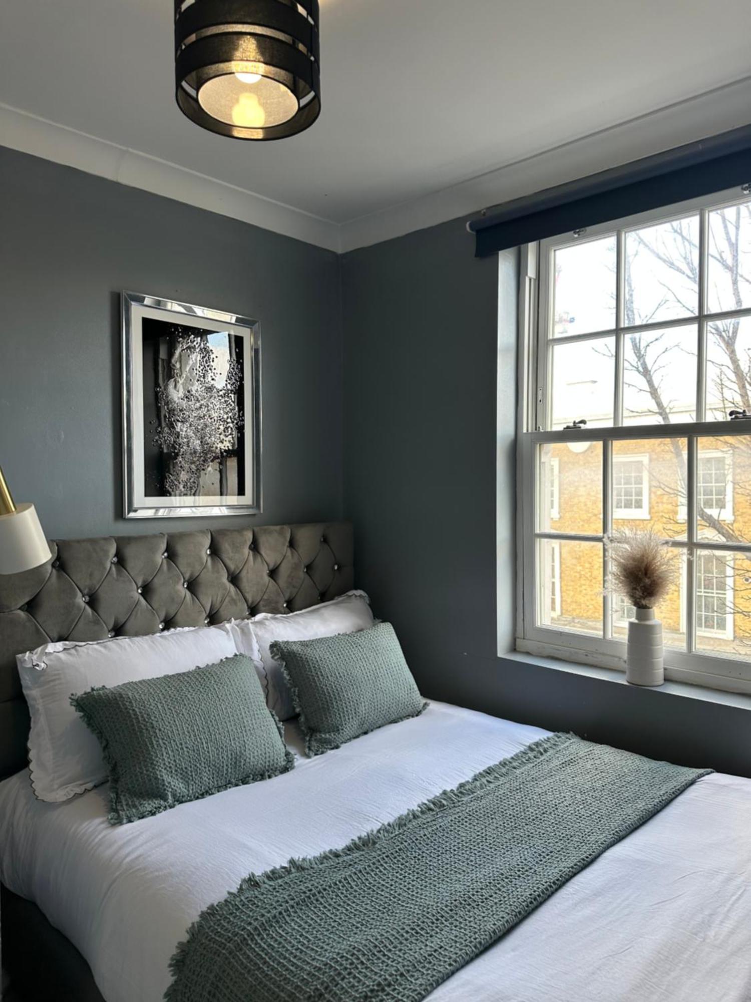 "Bright & Spacious" 3 Bedroom Flat By Kings Cross, St Pancras Station!!!!64 London Eksteriør bilde