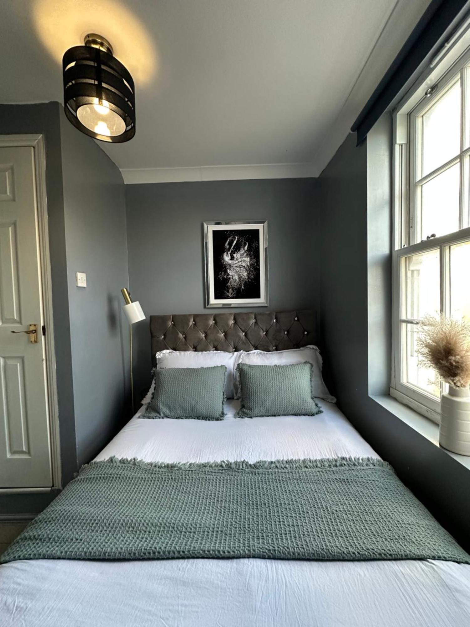 "Bright & Spacious" 3 Bedroom Flat By Kings Cross, St Pancras Station!!!!64 London Eksteriør bilde