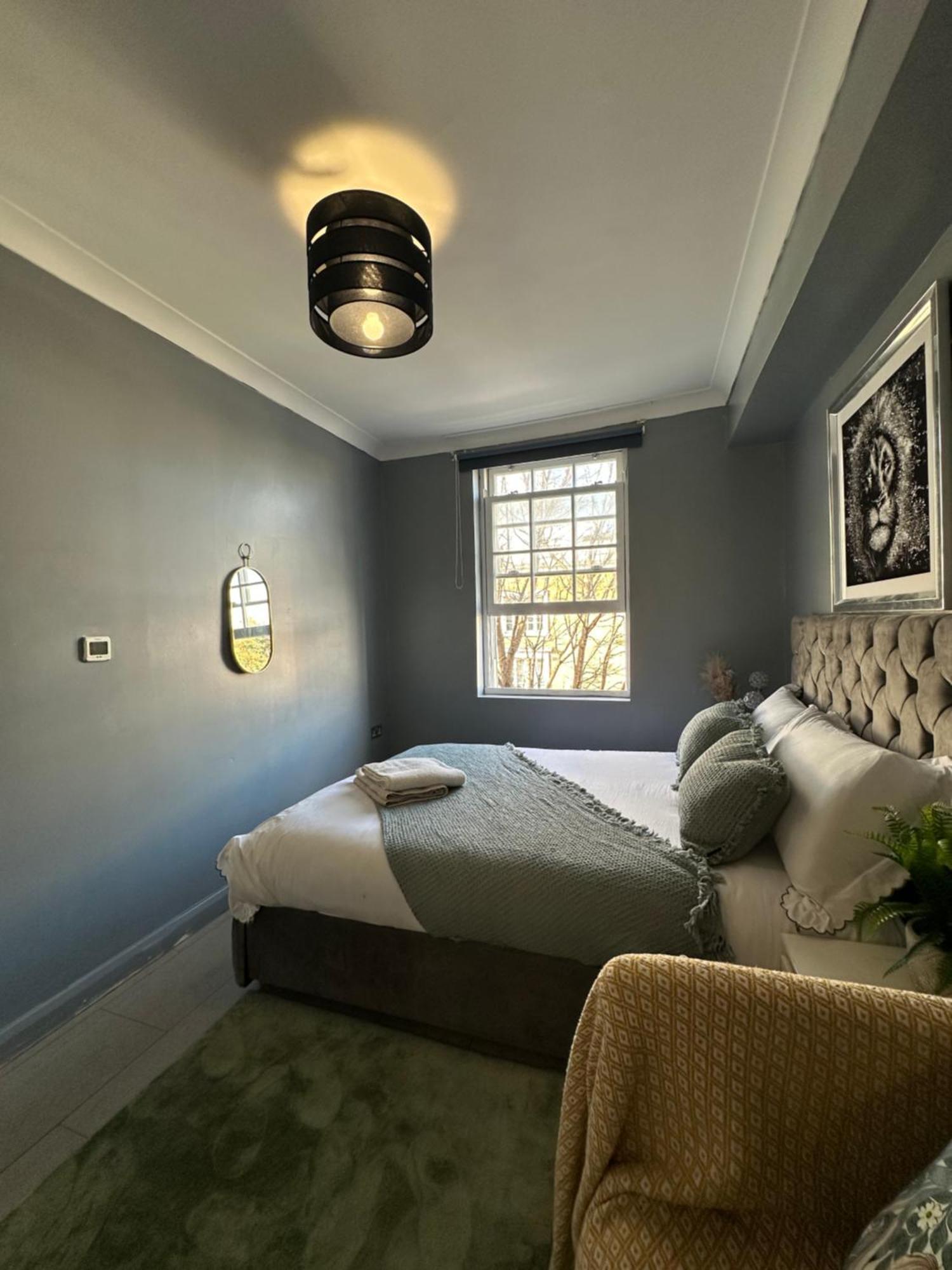 "Bright & Spacious" 3 Bedroom Flat By Kings Cross, St Pancras Station!!!!64 London Eksteriør bilde