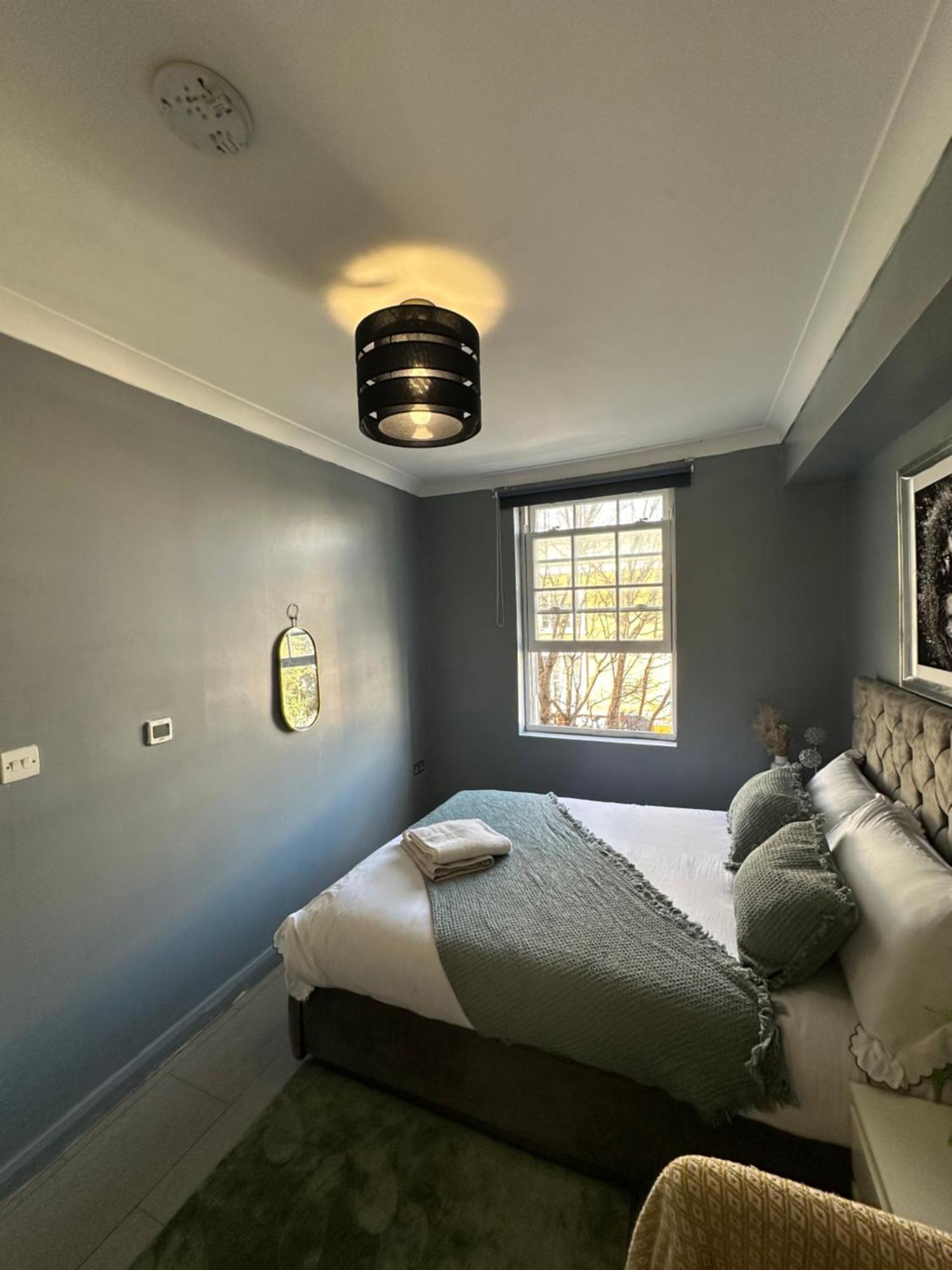 "Bright & Spacious" 3 Bedroom Flat By Kings Cross, St Pancras Station!!!!64 London Eksteriør bilde